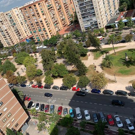 Habitacion Con Cama Individual, Piso Compartido En Avenida Blasco Ibanez Valencie Exteriér fotografie