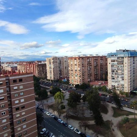 Habitacion Con Cama Individual, Piso Compartido En Avenida Blasco Ibanez Valencie Exteriér fotografie