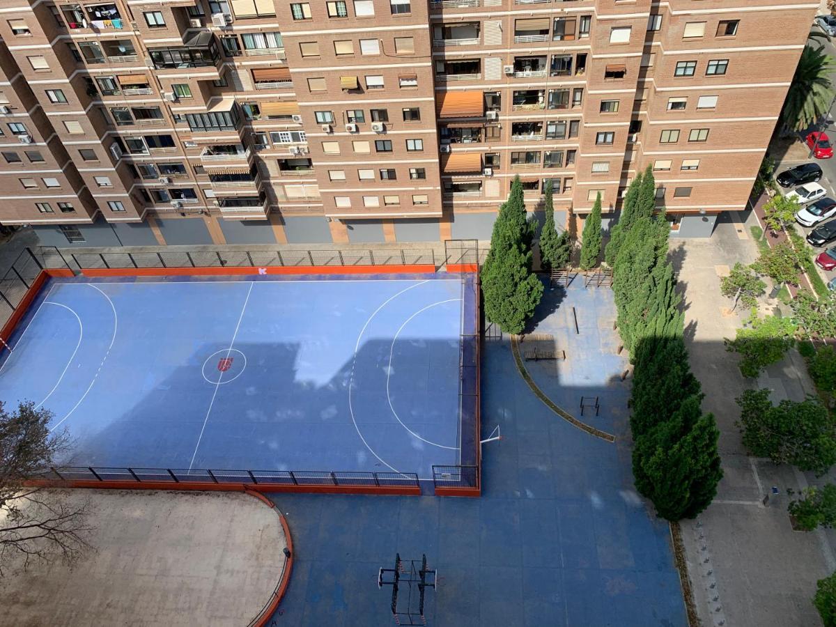 Habitacion Con Cama Individual, Piso Compartido En Avenida Blasco Ibanez Valencie Exteriér fotografie