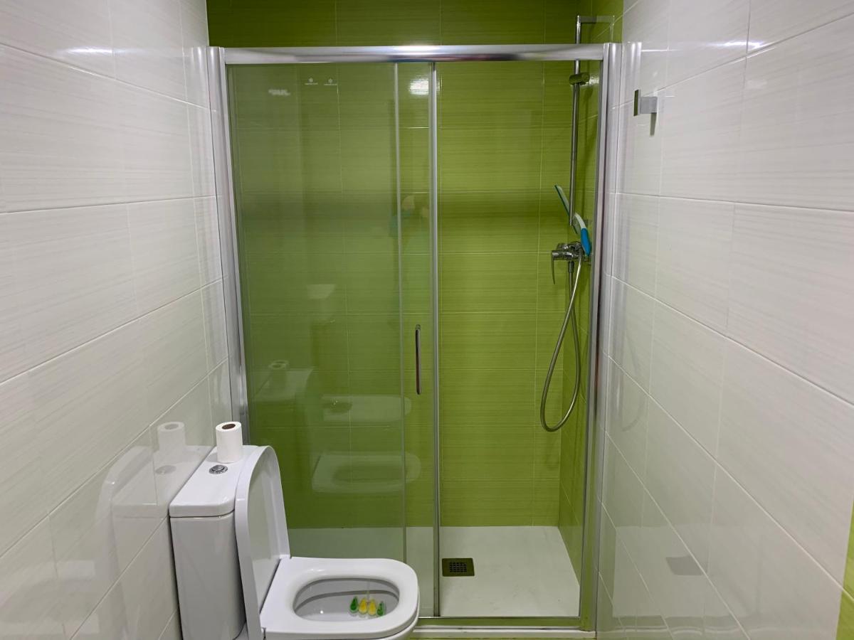 Habitacion Con Cama Individual, Piso Compartido En Avenida Blasco Ibanez Valencie Exteriér fotografie
